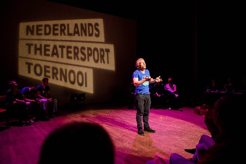 De Lelijke Eendjes vs. Showtje Ongeregeld 2